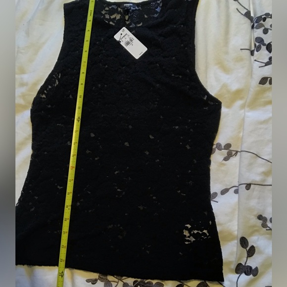 Express NWT Fitted Black Lace Crew Neck Tank - Picture 9 of 12